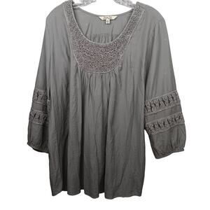 EUC Krazy Kat Gray 3/4 Sleeves With Lace and Beading Size XL